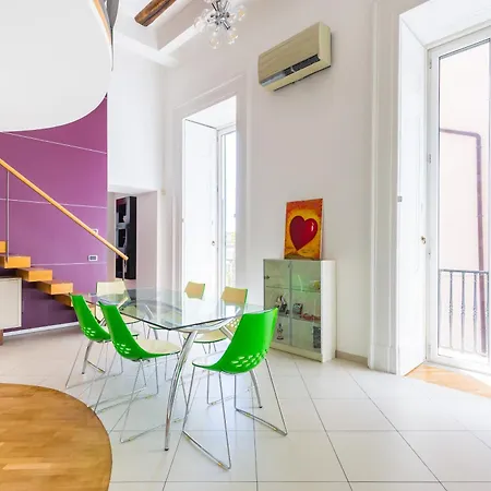 דירה Design & Duplex At National Museum נאפולי