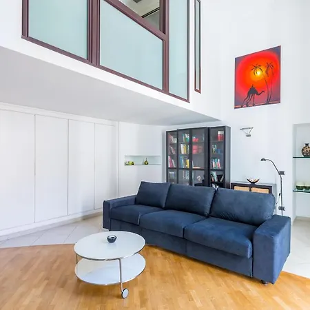 Design & Duplex At National Museum Apartment Naples