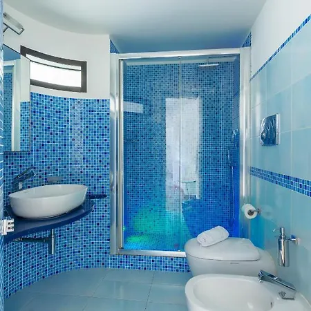 Apartment Design & Duplex At National Museum Naples