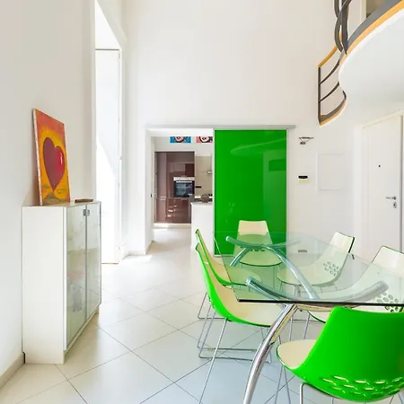 Design & Duplex At National Museum * Naples