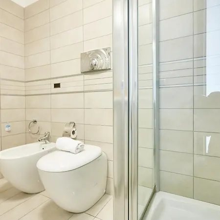 Design & Duplex At National Museum Apartment Naples