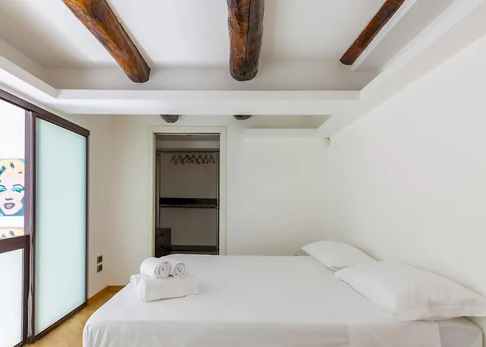 Design & Duplex At National Museum Naples