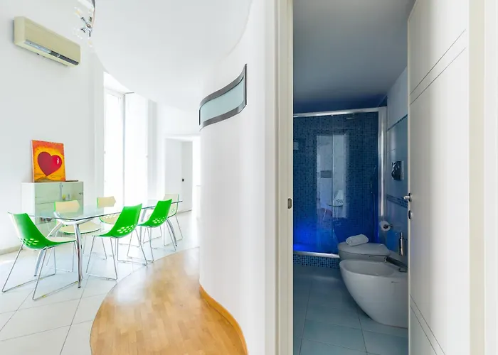 Design & Duplex At National Museum Νάπολη