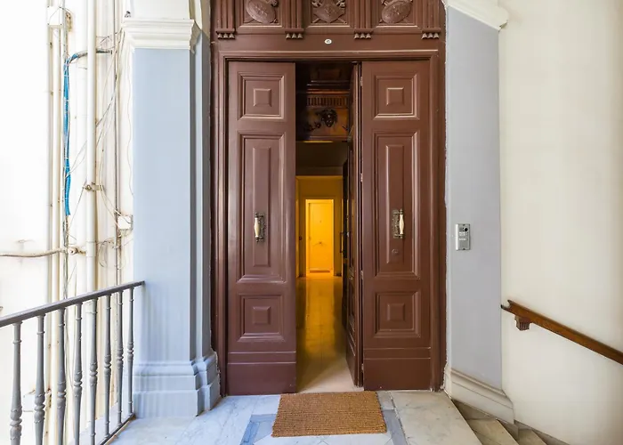 Appartement Design & Duplex At National Museum Naples