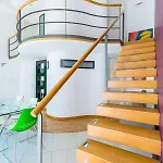 Design & Duplex At National Museum נאפולי