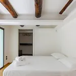 Design & Duplex At National Museum Νάπολη