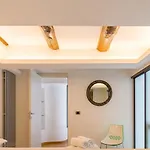 Design & Duplex At National Museum דירה *