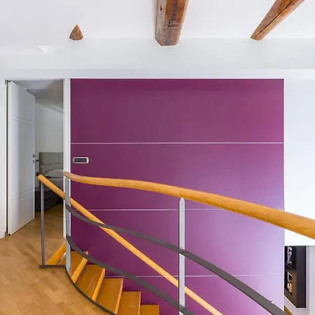 Lejlighed Design & Duplex At National Museum Napoli