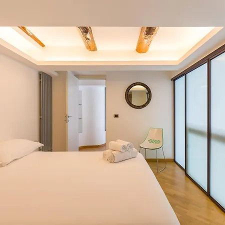 Design & Duplex At National Museum Naples